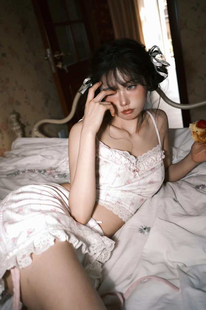 是否能配合低频爬虫同步策略